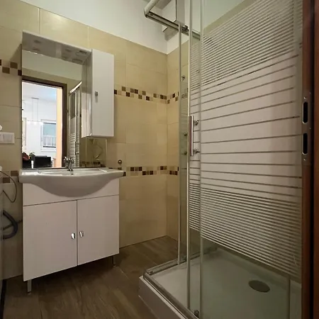 Apartament Nmg - Megyeri Ter 1a Beci