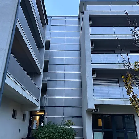 Apartament Nmg - Megyeri Ter 1a *