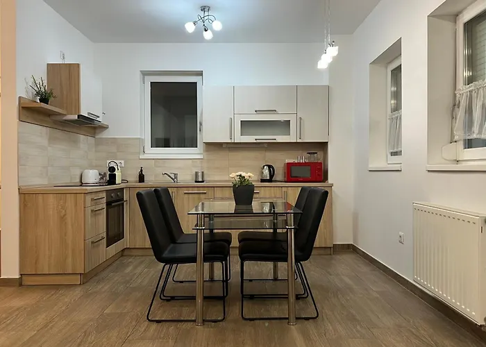 Nmg - Megyeri Ter 1a *