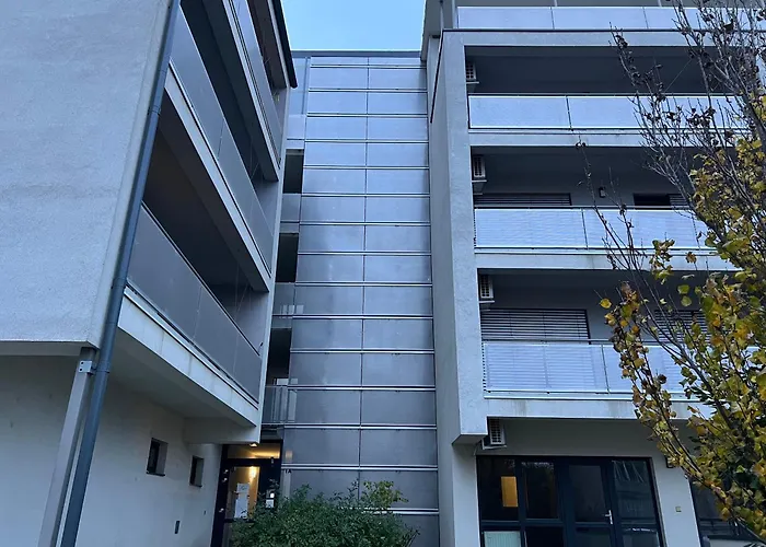 Apartament Nmg - Megyeri Ter 1a *